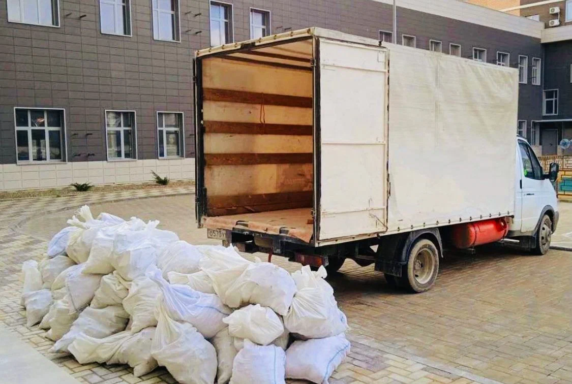 Вывоз строительного мусора из новостроек в Устях-Джегуте в октябре